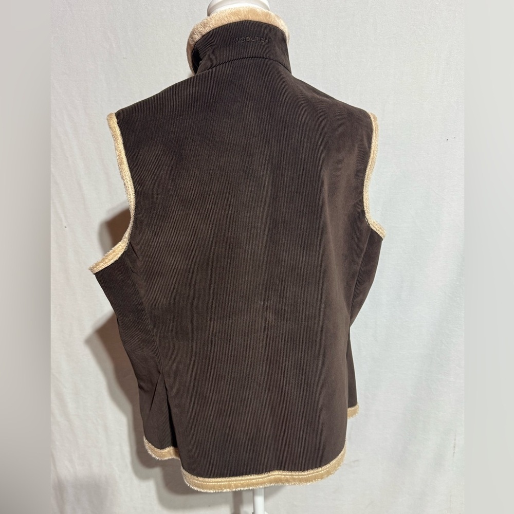 Woolrich Corduroy Vest Womens Brown Plush Lined XL Zip Up Pockets Faux Fur - Picture 4 of 10